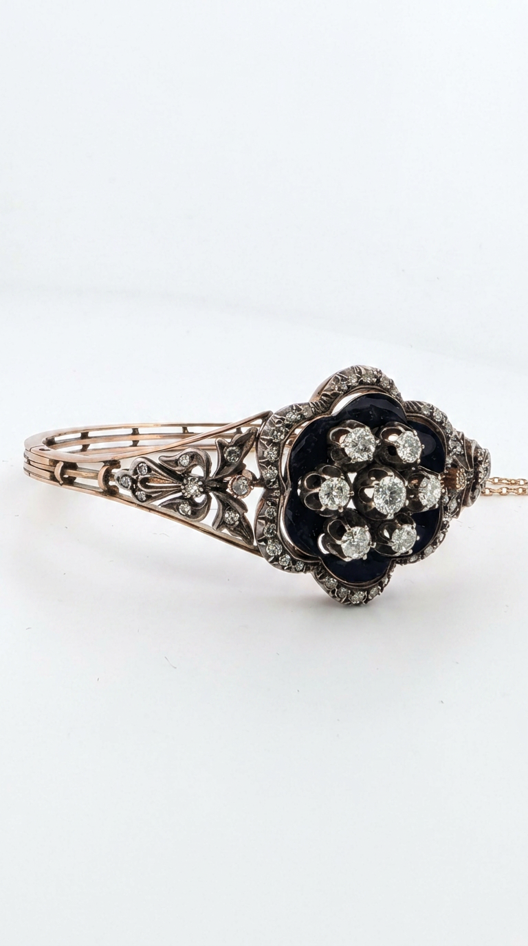 Bracciale vittoriano in oro basso e argento con diamanti e smalto blu