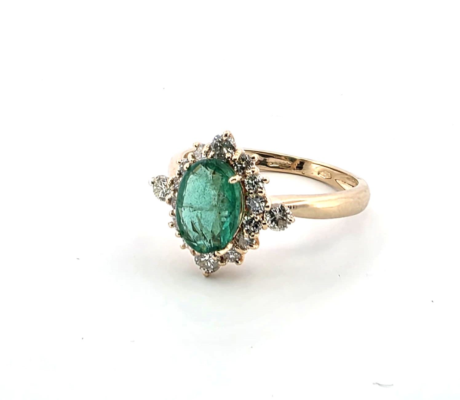 Anello in oro giallo 18kt con smeraldo e diamanti