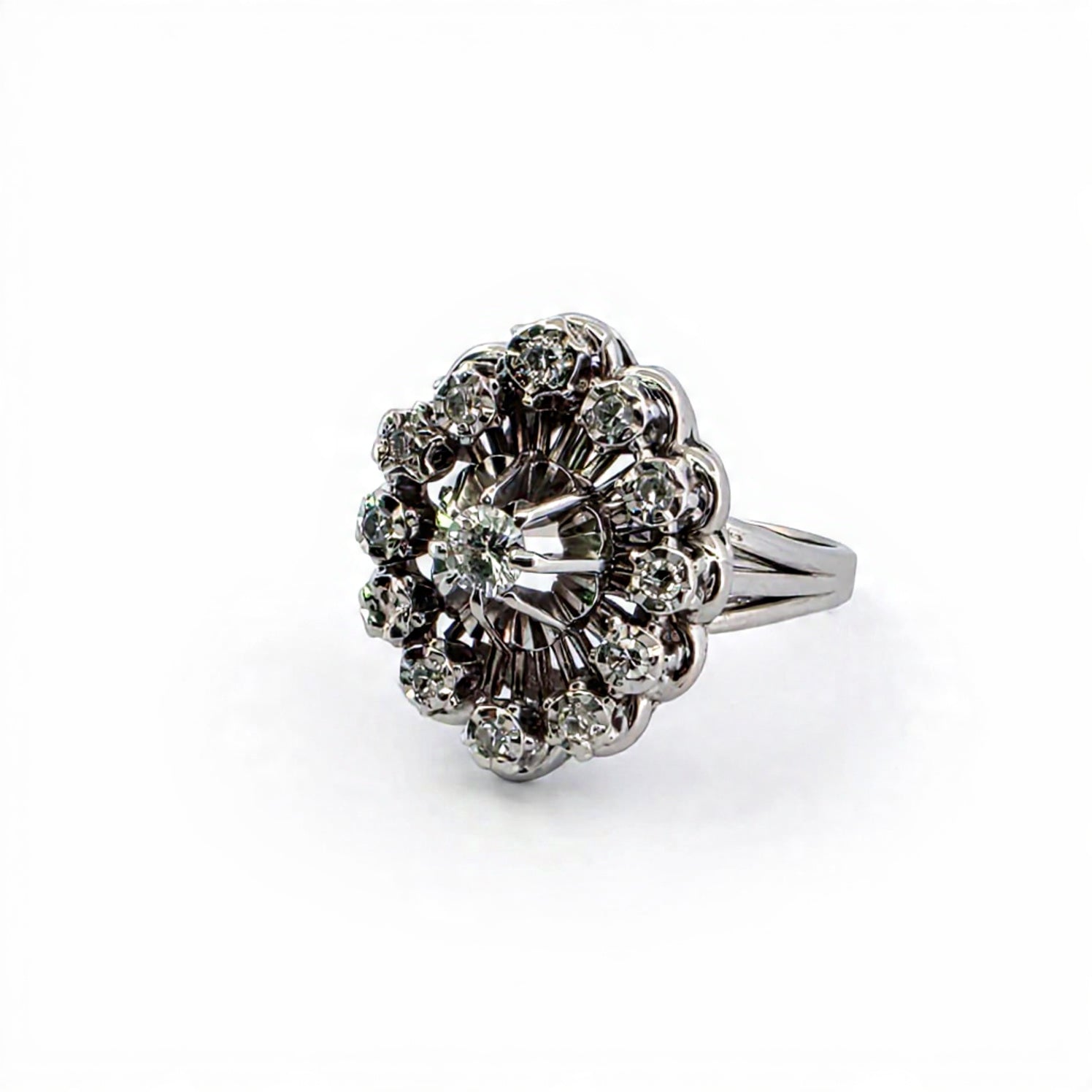 Anello in oro bianco 18kt con diamanti