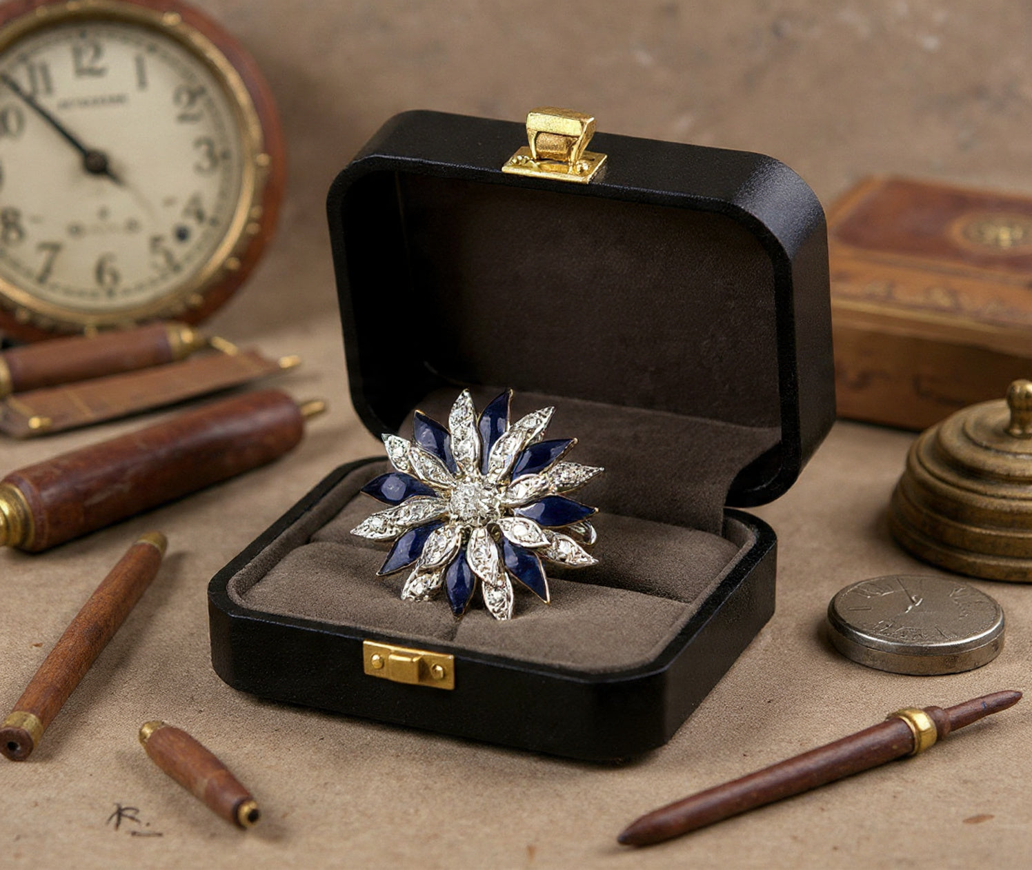 Splendido anello anni 50' in oro bianco 18 Kt con diamanti e smalto