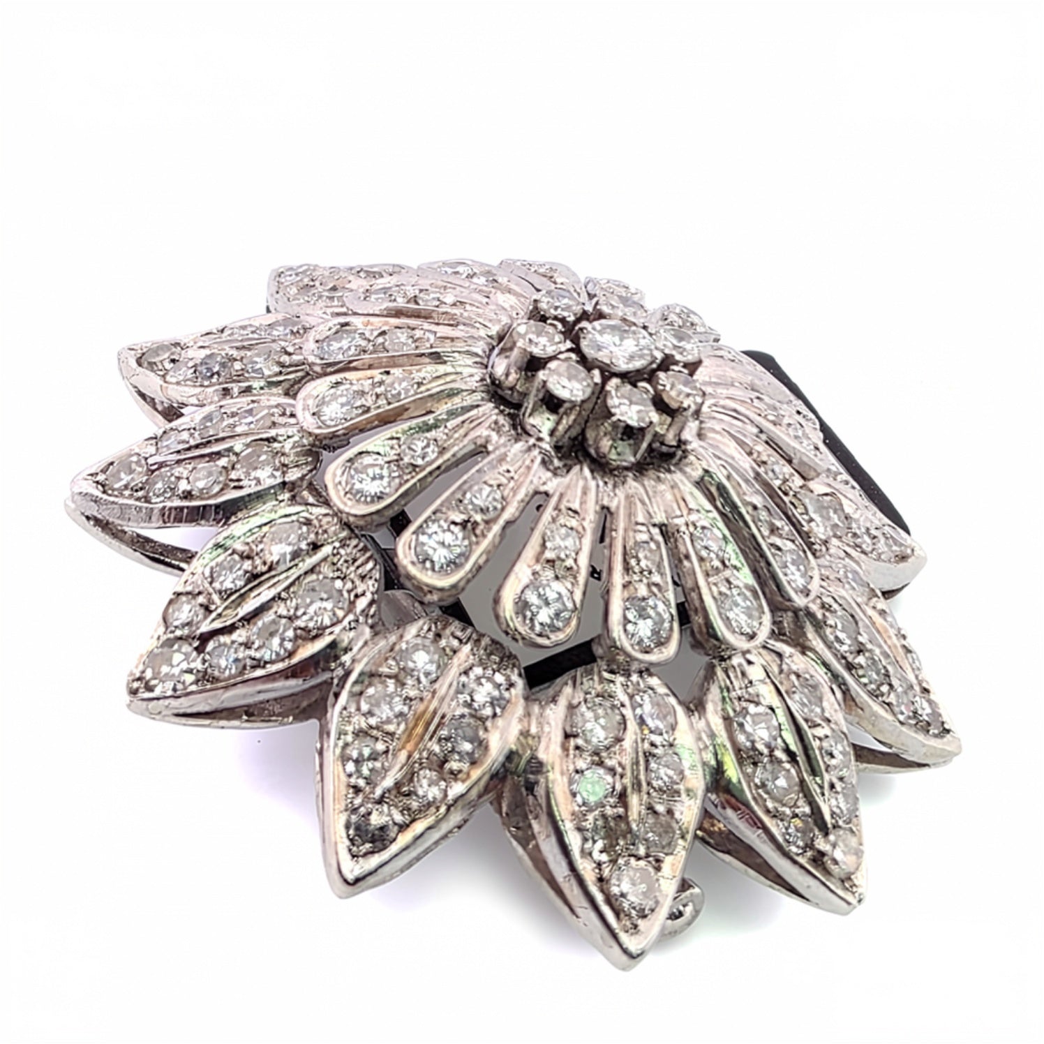 Spilla in oro bianco 18kt con diamanti