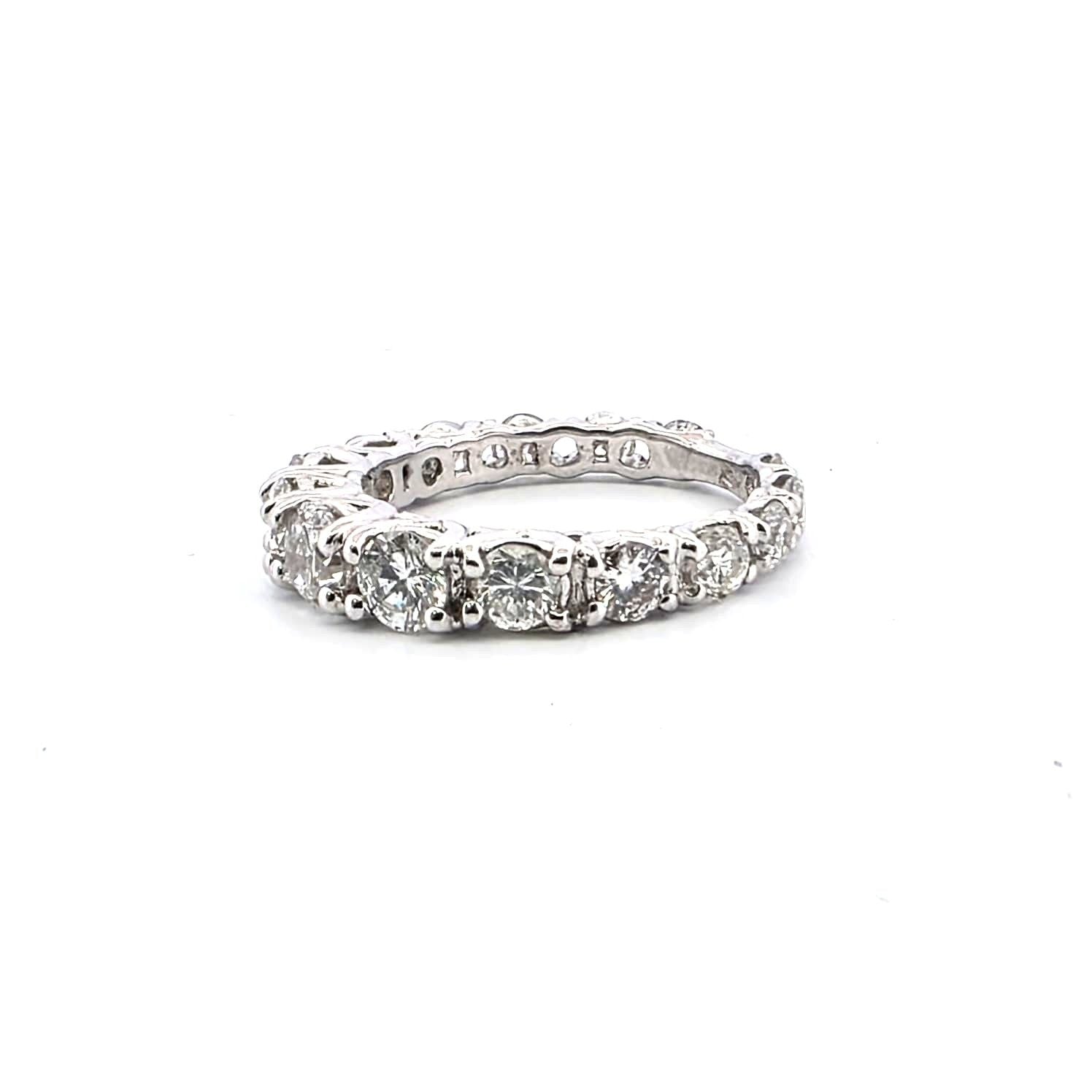Anello in oro bianco 18kt con diamanti