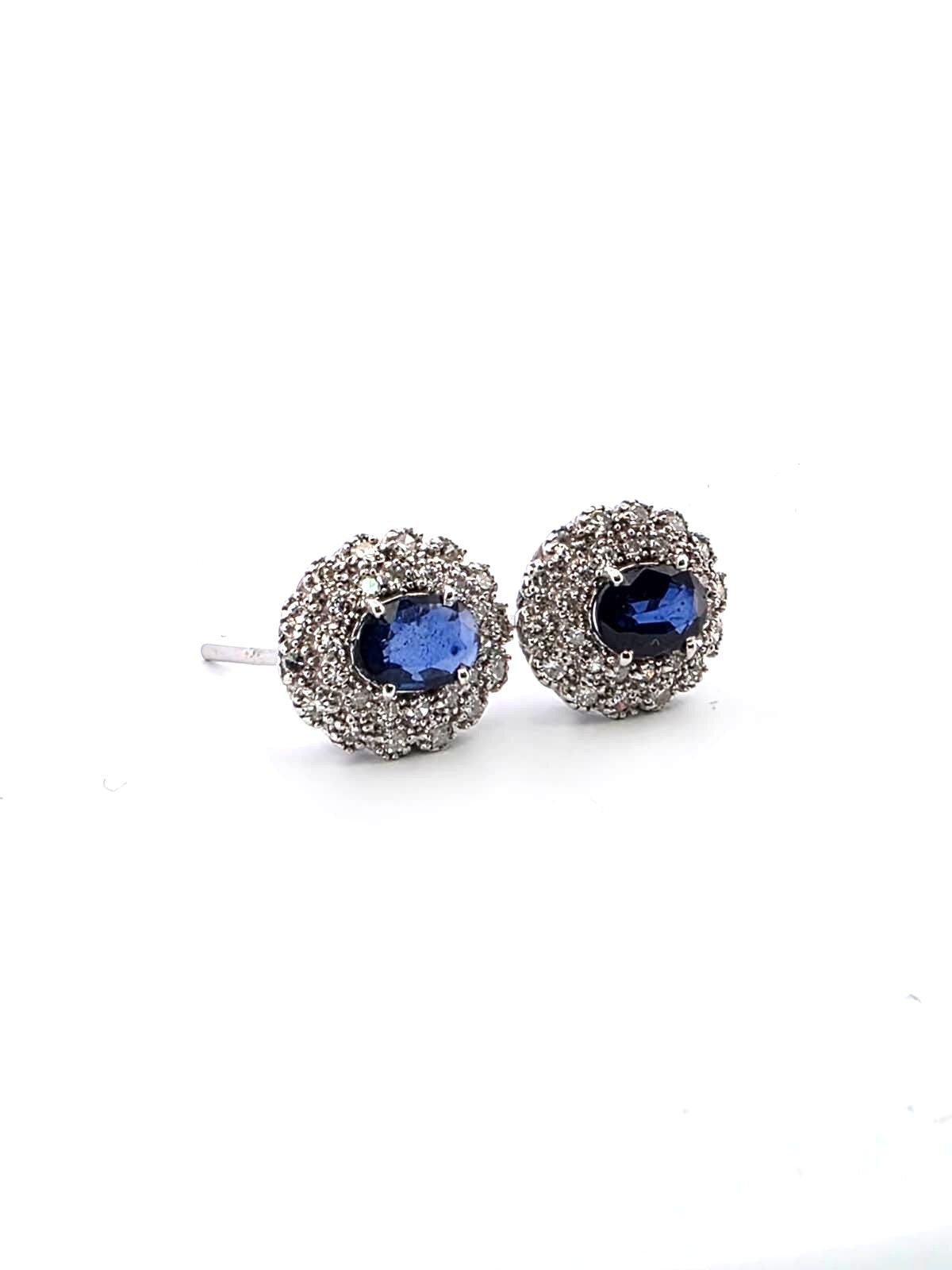 Orecchini in oro bianco 18kt con zaffiri e diamanti