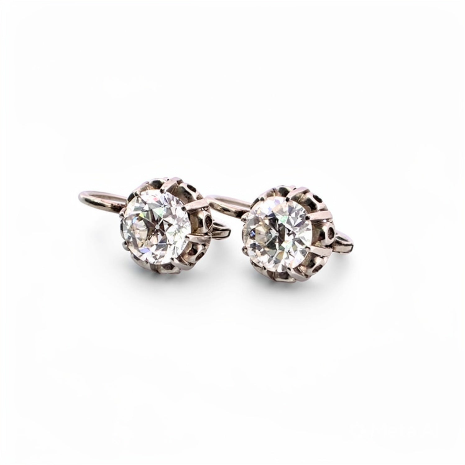 orecchini in oro bianco 18 Kt con diamanti