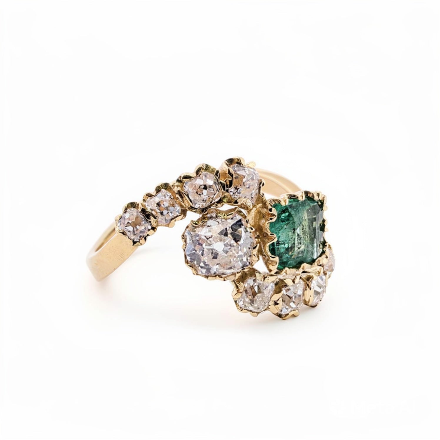 Anello in oro giallo 18Kt con diamanti