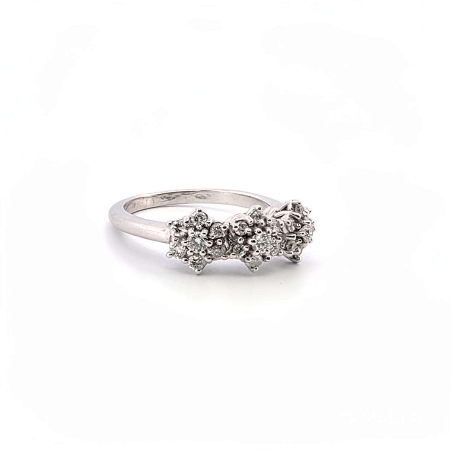 Anello in oro bianco 18kt con diamanti